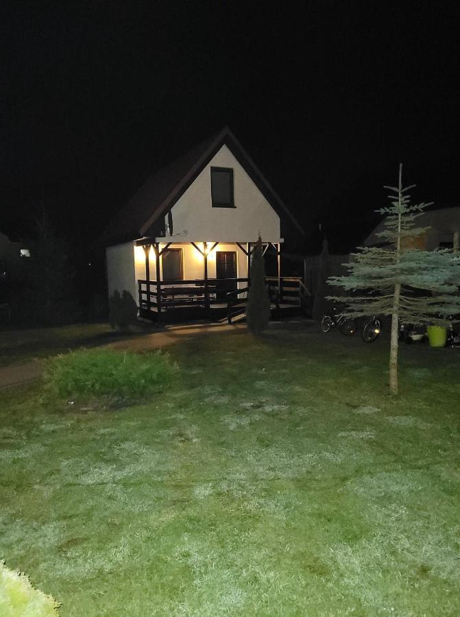 Bungalo Ach To Tu Domki Jastrzębia Góra Exterior foto